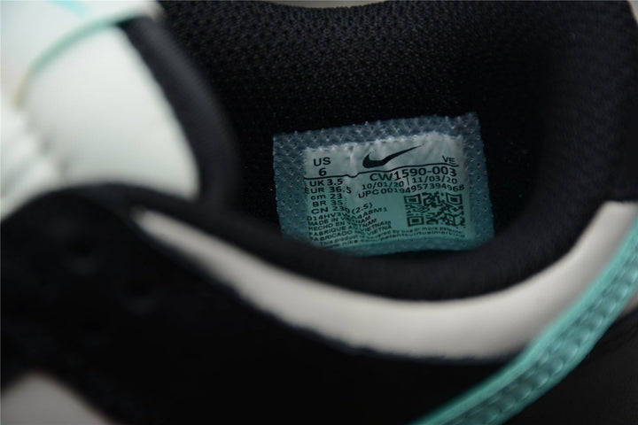 Nike Dunk Low SB