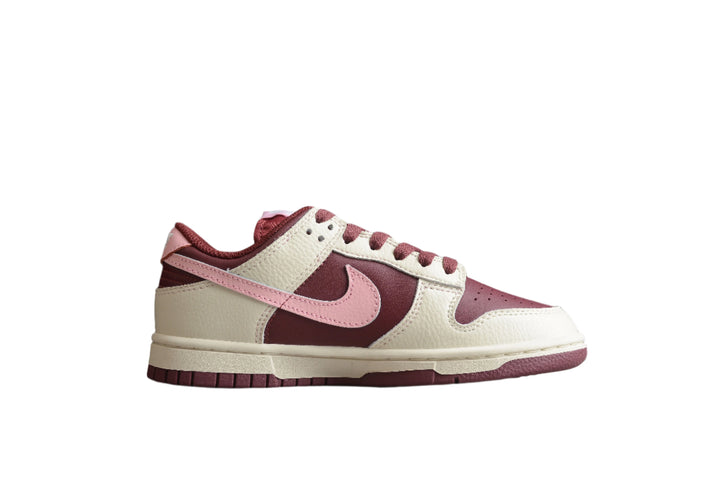 Nike Dunk Low  SB