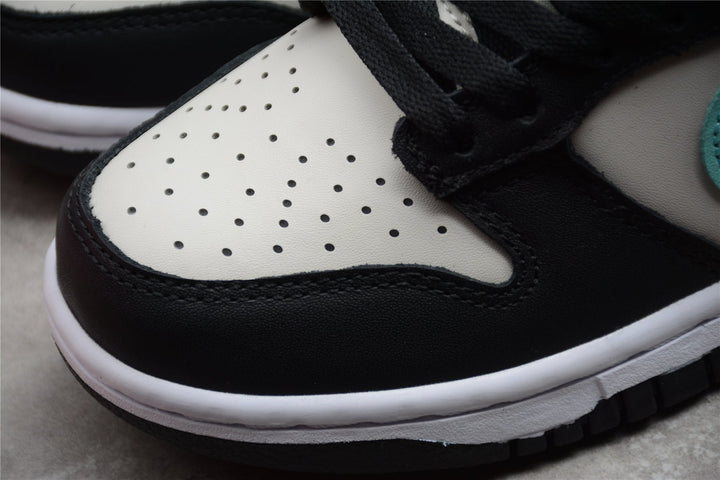 Nike Dunk Low SB