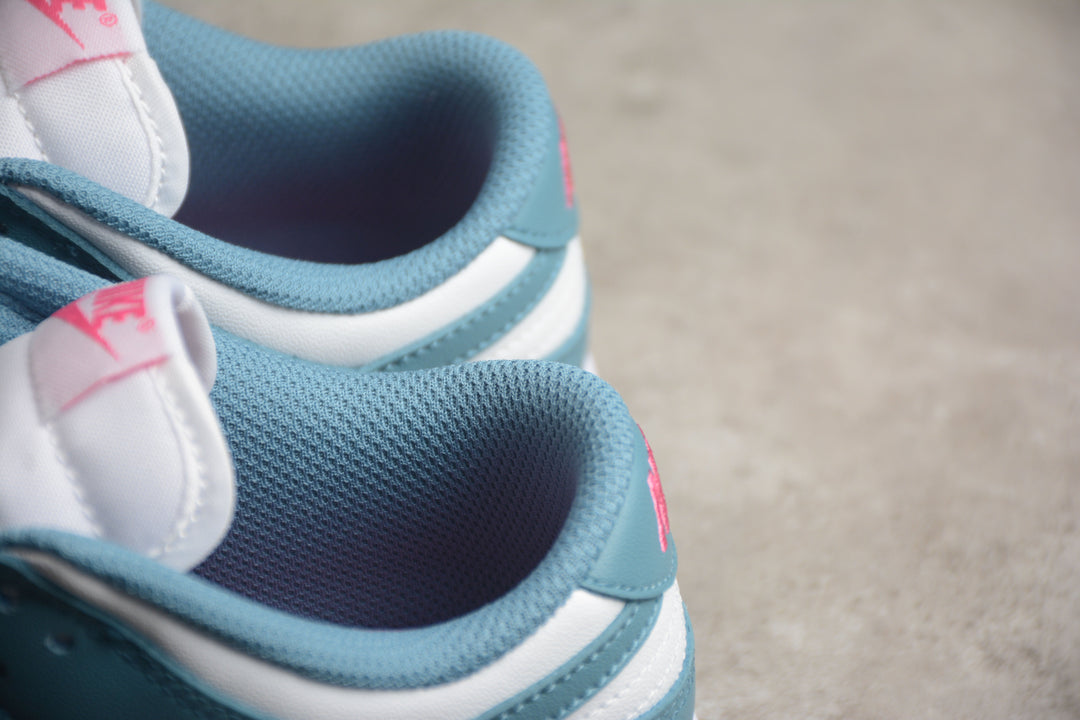 Nike Dunk Low SB 205