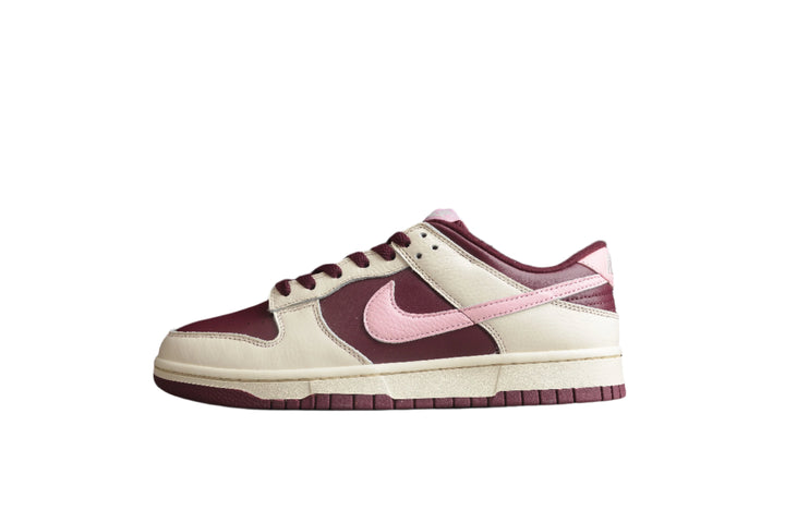 Nike Dunk Low  SB