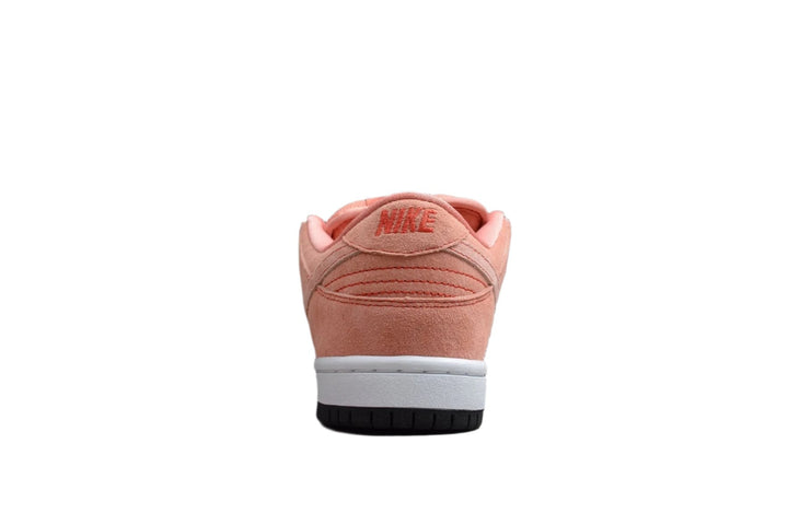 Nike Dunk Low  SB