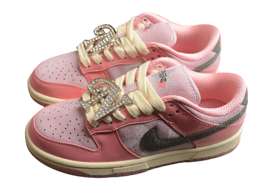 Nike Dunk Low  SB