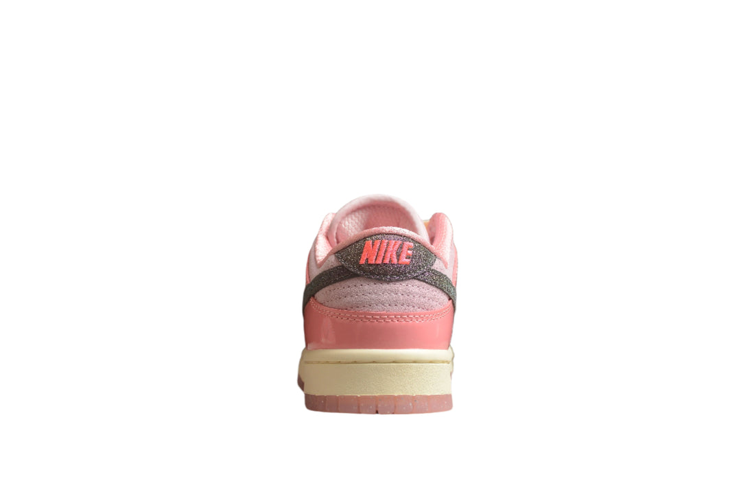 Nike Dunk Low  SB
