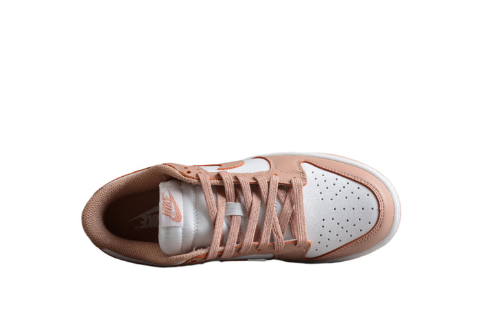 Nike Dunk Low  SB