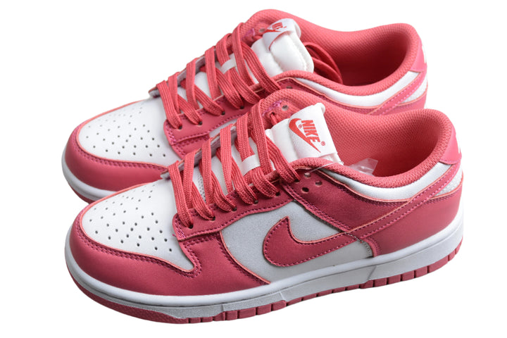 Nike Dunk Low  SB