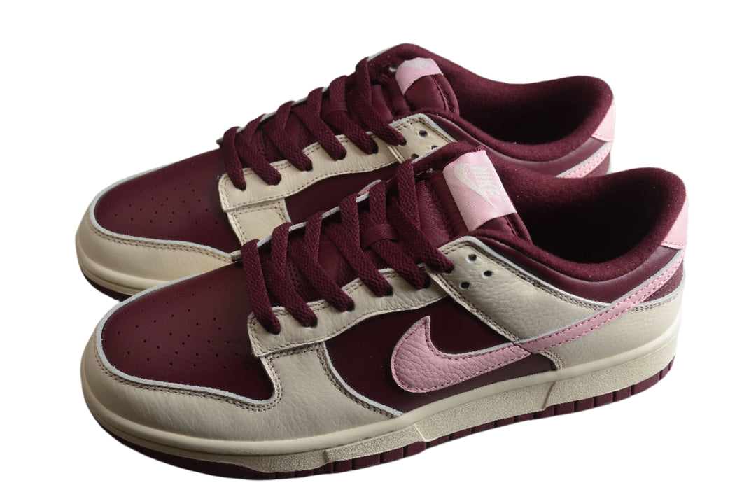 Nike Dunk Low  SB