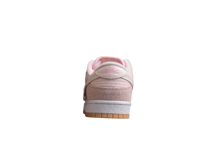 Nike Dunk Low  SB