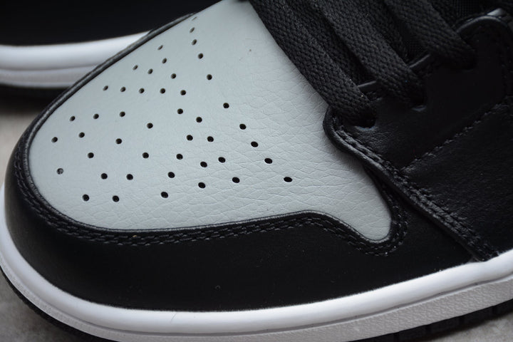 Nike Air Jordan 1 Mid