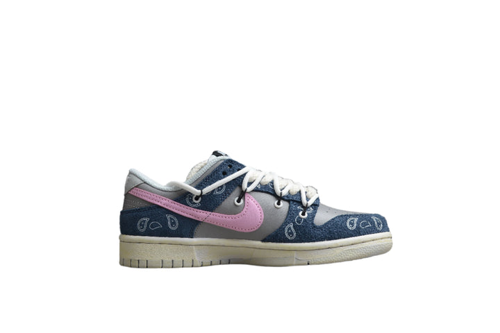 Nike Dunk Low  SB