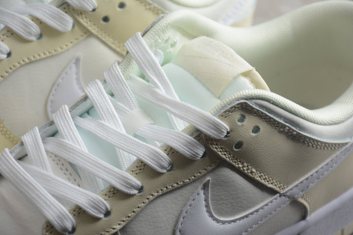 Nike Dunk Low  SB