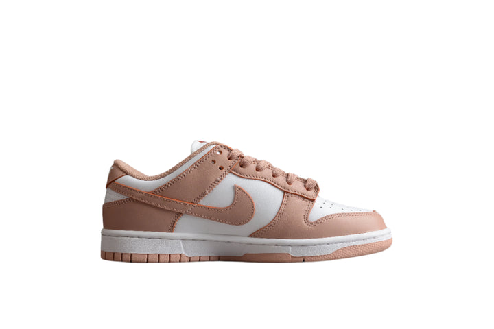 Nike Dunk Low  SB