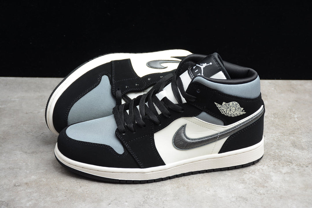 Nike Air Jordan 1 Mid