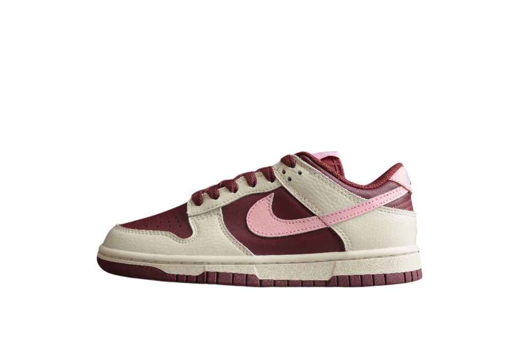 Nike Dunk Low  SB