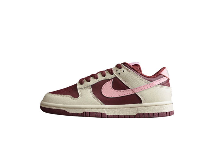 Nike Dunk Low  SB