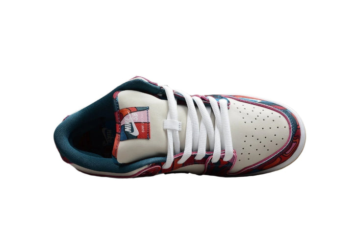 Nike Dunk Low  SB