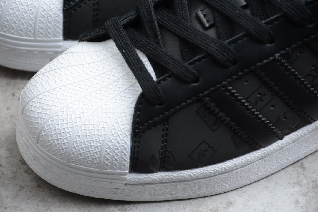 Adidas Superstar