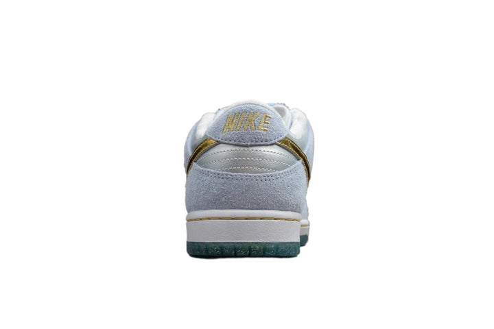 Nike Dunk Low  SB