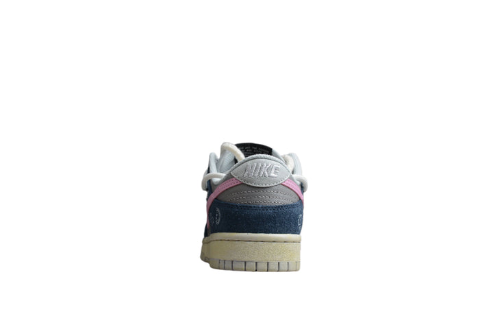 Nike Dunk Low  SB