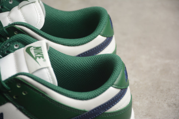 Nike Dunk Low SB