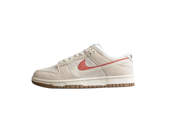 Nike Dunk Low  SB