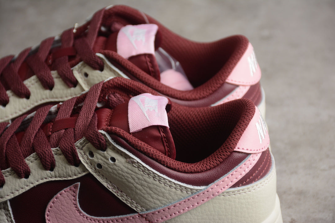 Nike Dunk Low  SB