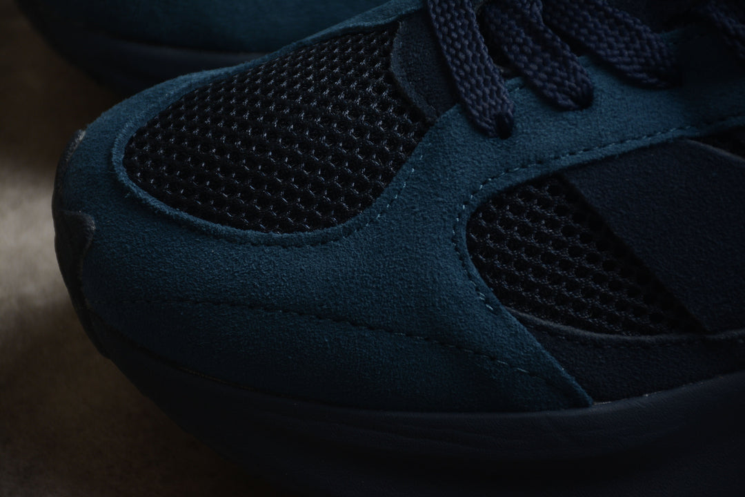 New Balance Warped Runner