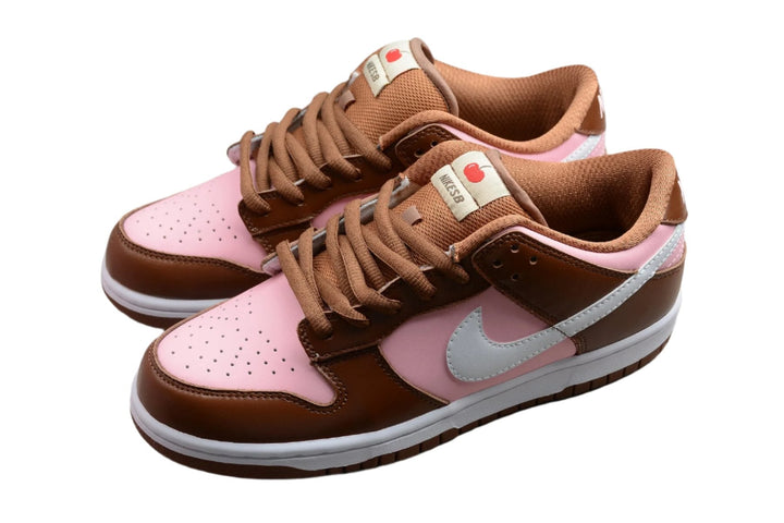 Nike Dunk Low  SB