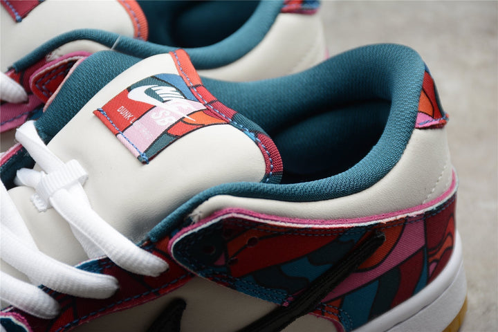 Nike Dunk Low  SB