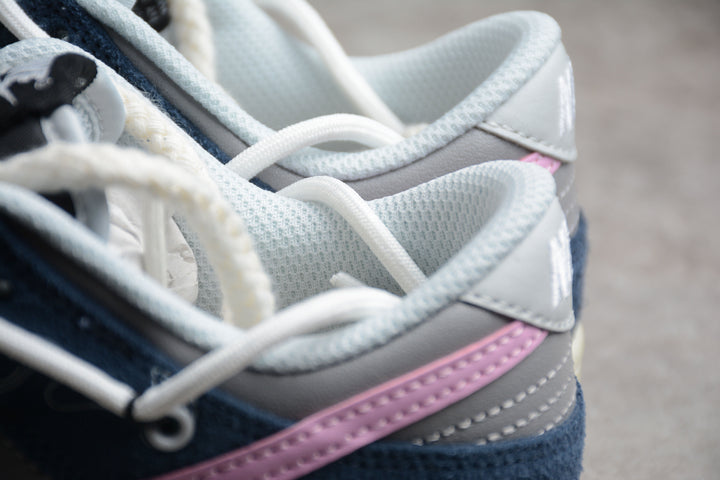 Nike Dunk Low  SB