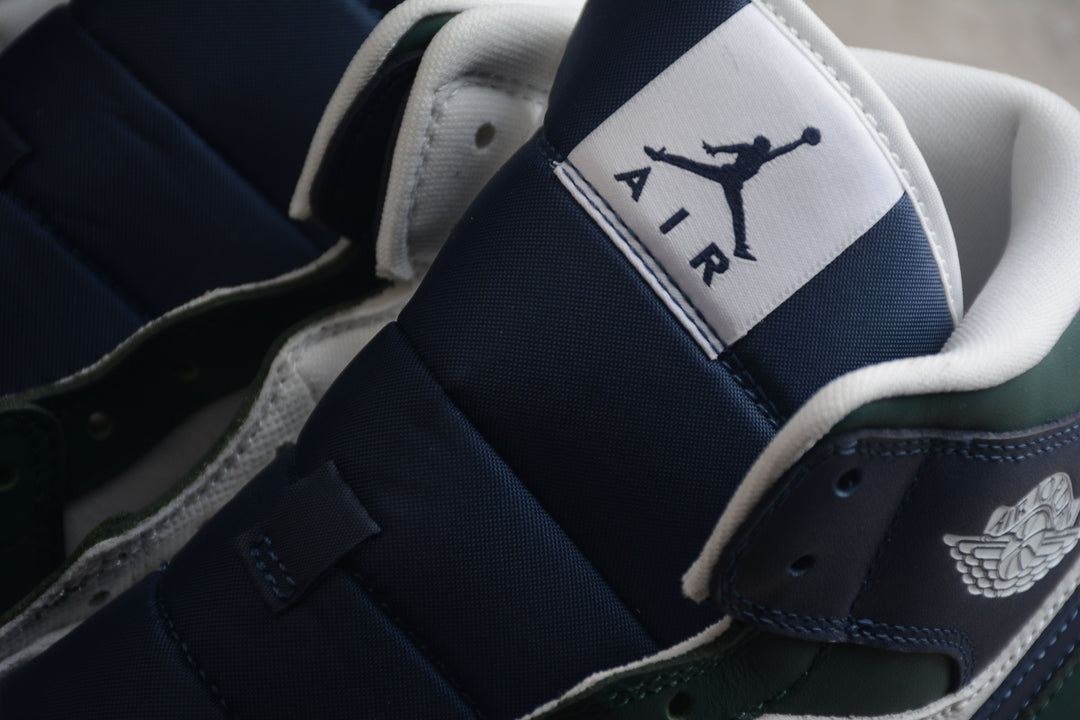 Nike Air Jordan 1 Mid
