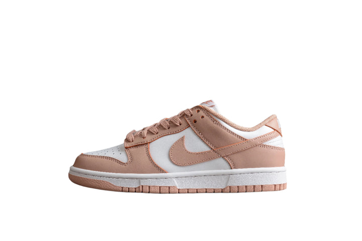 Nike Dunk Low  SB